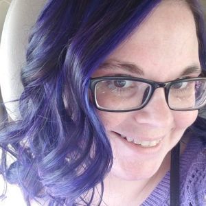 Meet your Posher, Macy